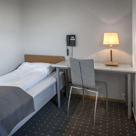 Отель Torp Сандефьорд